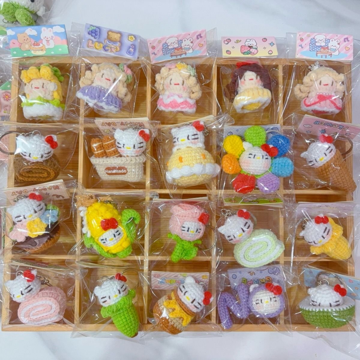 12-Pack Handmade Crochet Charms – Cute Bag Accessories & Gift Ideas - 图片 9