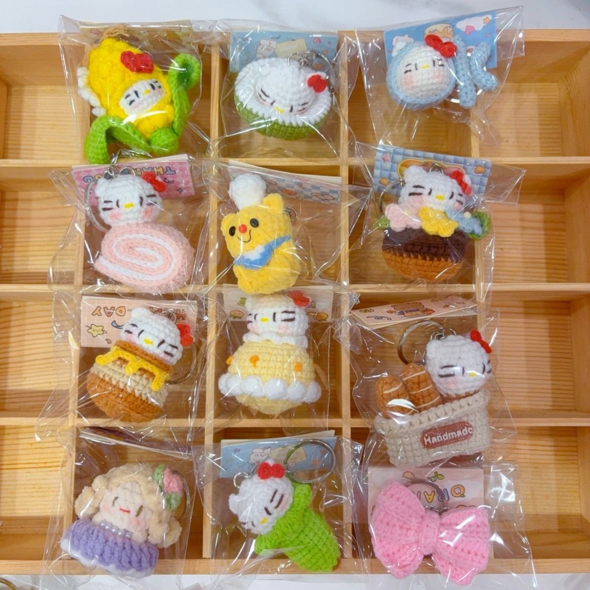 12-Pack Handmade Crochet Charms – Cute Bag Accessories & Gift Ideas - 图片 5